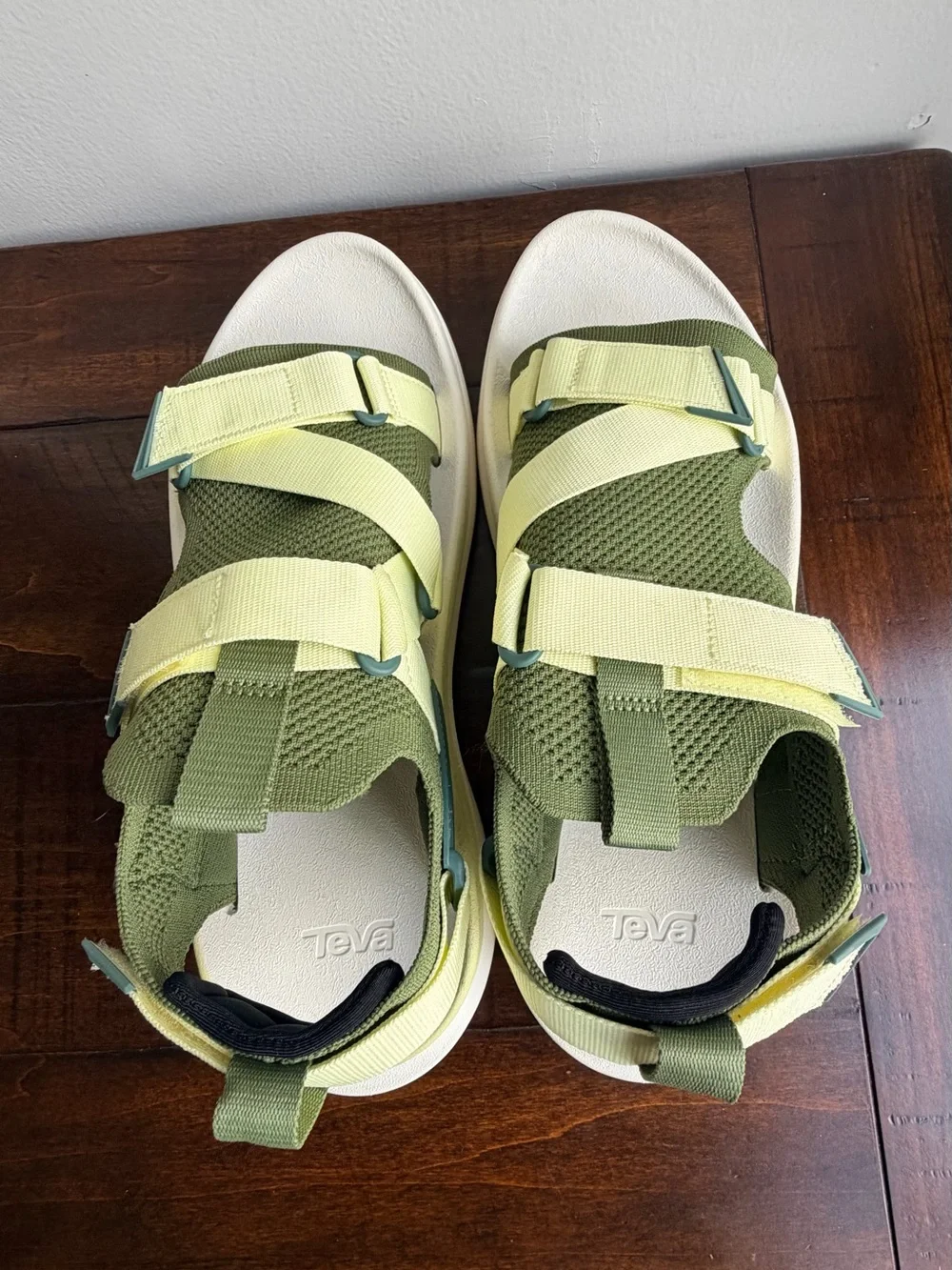 Teva Aventrail Hiking Sandals Pesto Green Mens Size 13 New FE1224L